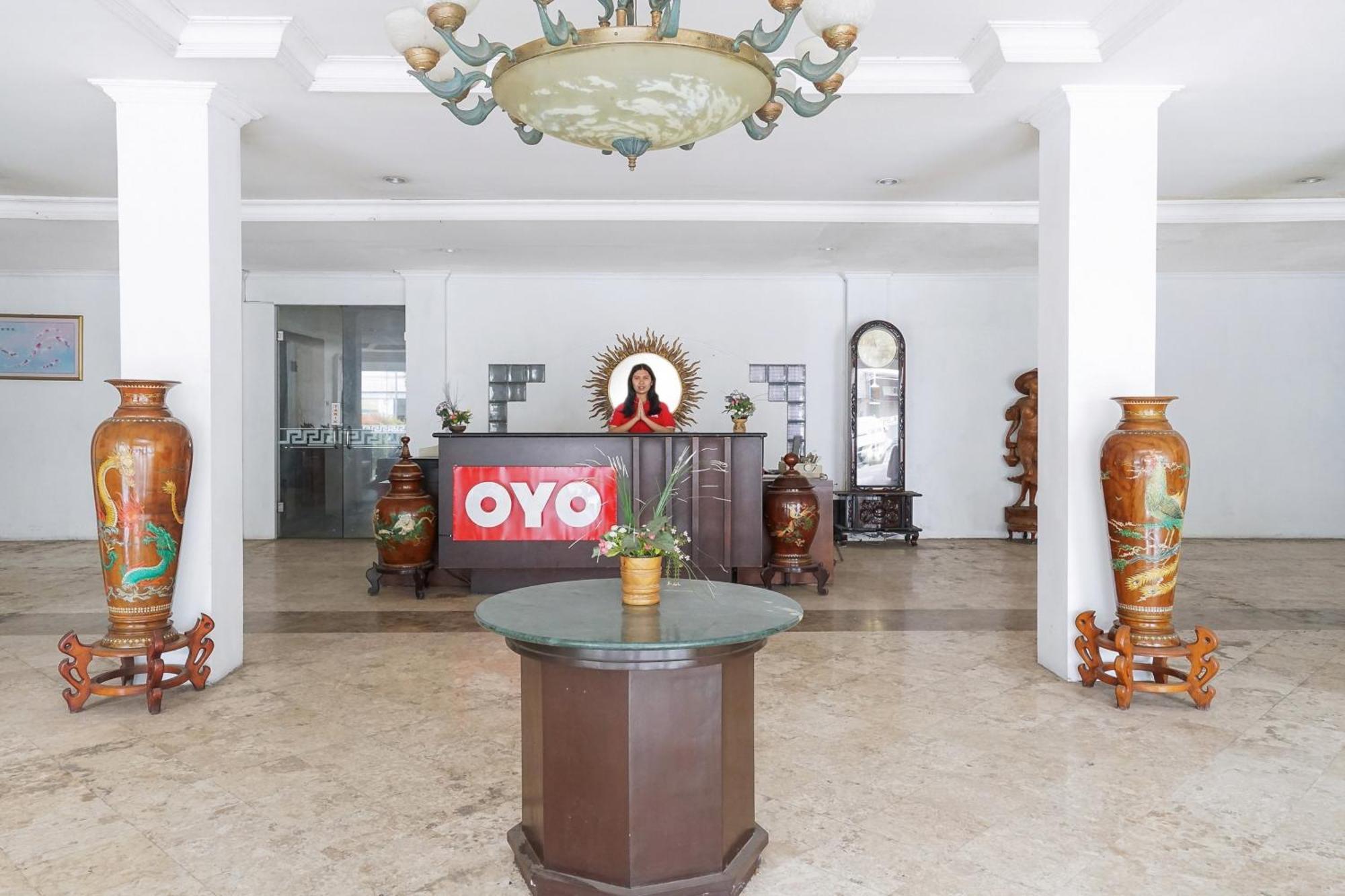 Oyo252伊斯塔纳佩尔玛塔恩加格尔酒店 泗水 外观 照片